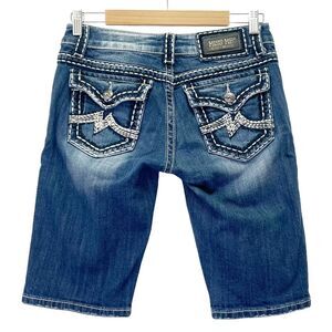 Miss Me Irene Bermuda Shorts Back Flap Y2K Long Jean Shorts Seaside Wash Size 28